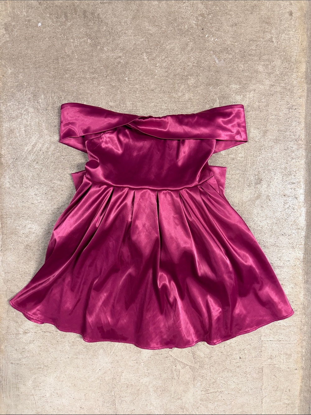 Hello Molly Luxe Language Off Shoulder Mini Homecoming Dress in Berry